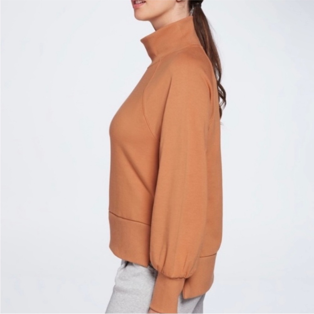 burnt orange Calia by Carrie Underwood Size S sweatshirt- great condition